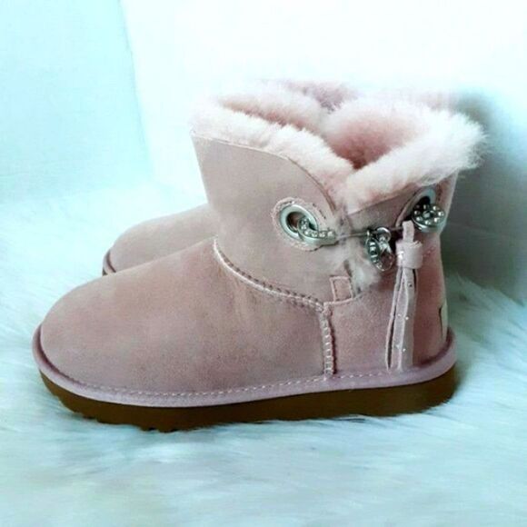 UGG Pink Leather Women's size 6M Short Winter Boot - Picture 1 of 12